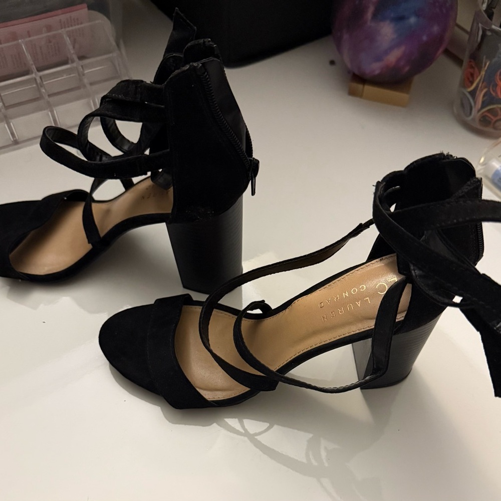LC Lauren Conrad Black Strappy Heels